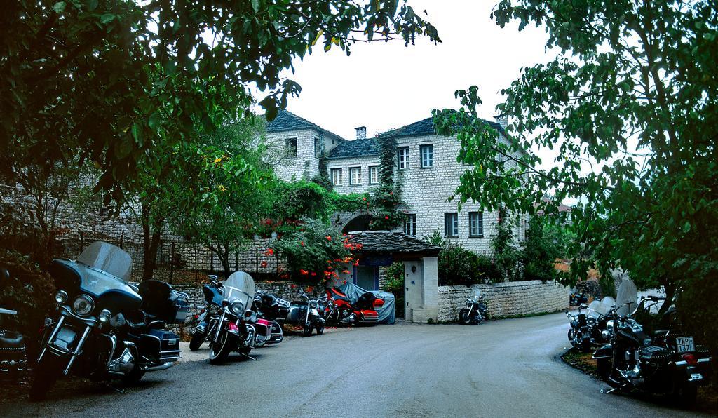 Zissis Hotel Аристи Экстерьер фото